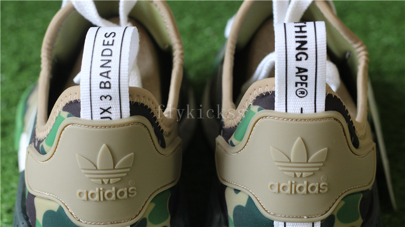 Top BAPE x Adidas NMD BAPE camo R1